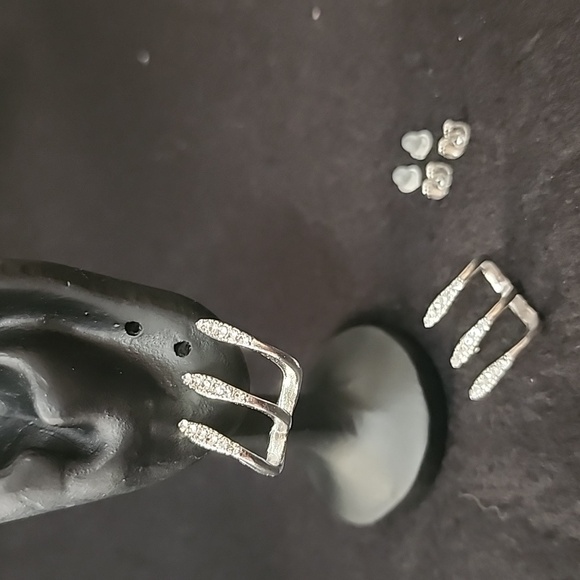 3 layer curved earrings with rhinestones - Picture 2 of 4